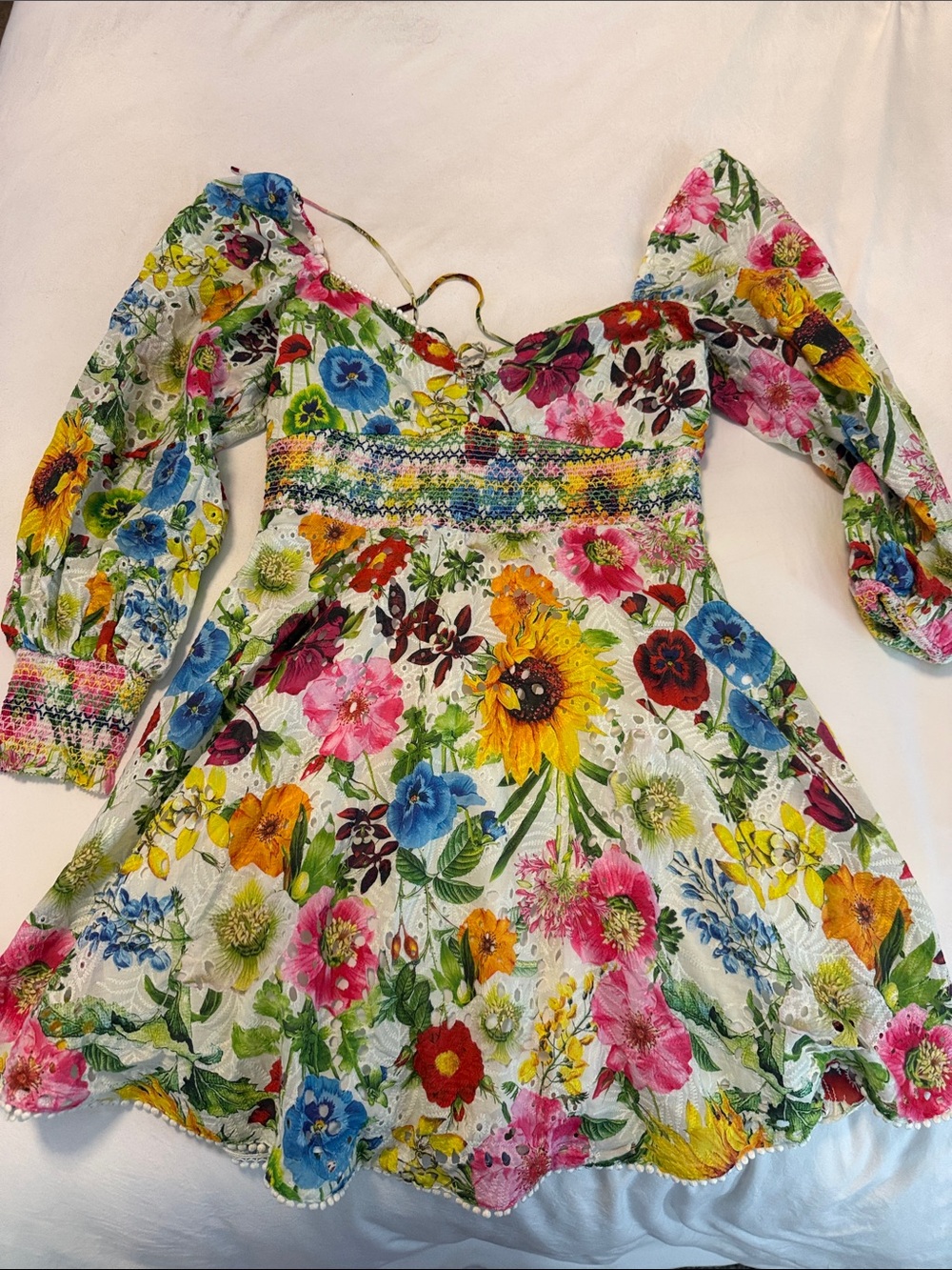 Alice + Olivia Floral Smocked Waist Dress in Multicolor size 6